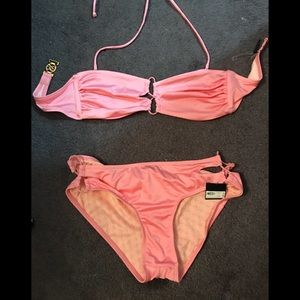 Victoria’s Secret bikini